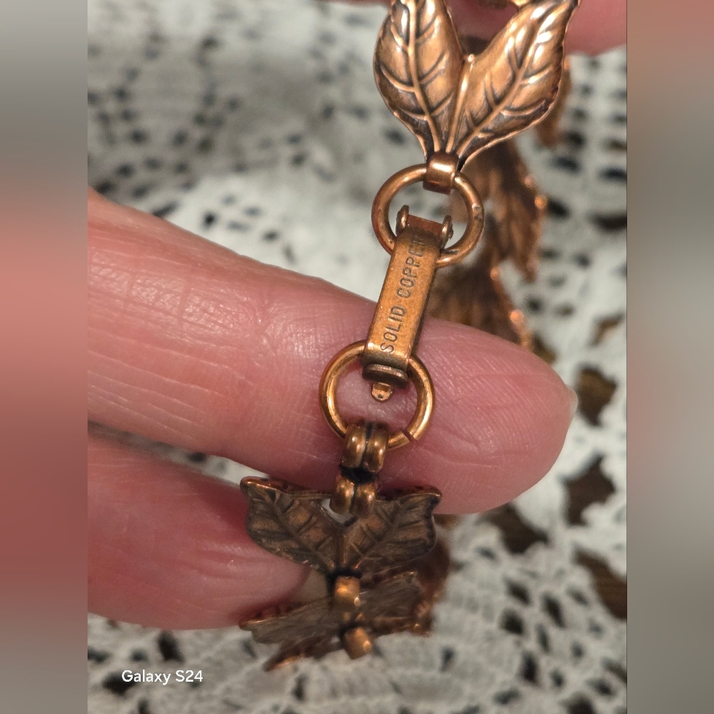 Vintage solid Cooper bracelet.      Beautiful - Picture 3 of 11